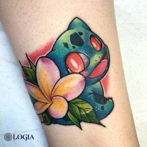 tatuaje-pokemon-pierna-logia-barcelona-salamone 